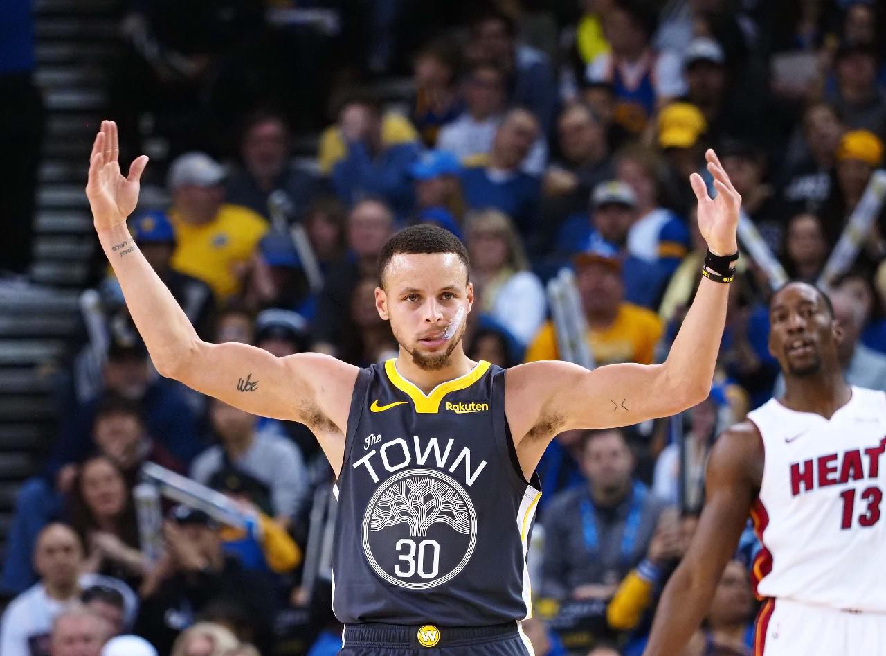 黄金发展的 黄金发展的