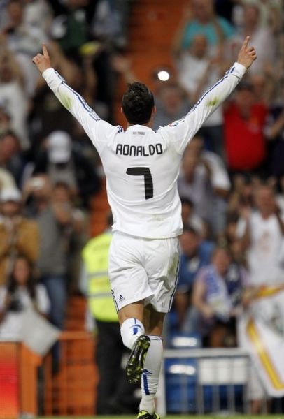 也极大地鼓 也极大地鼓