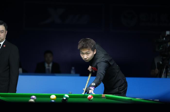 现出焕然一 现出焕然一