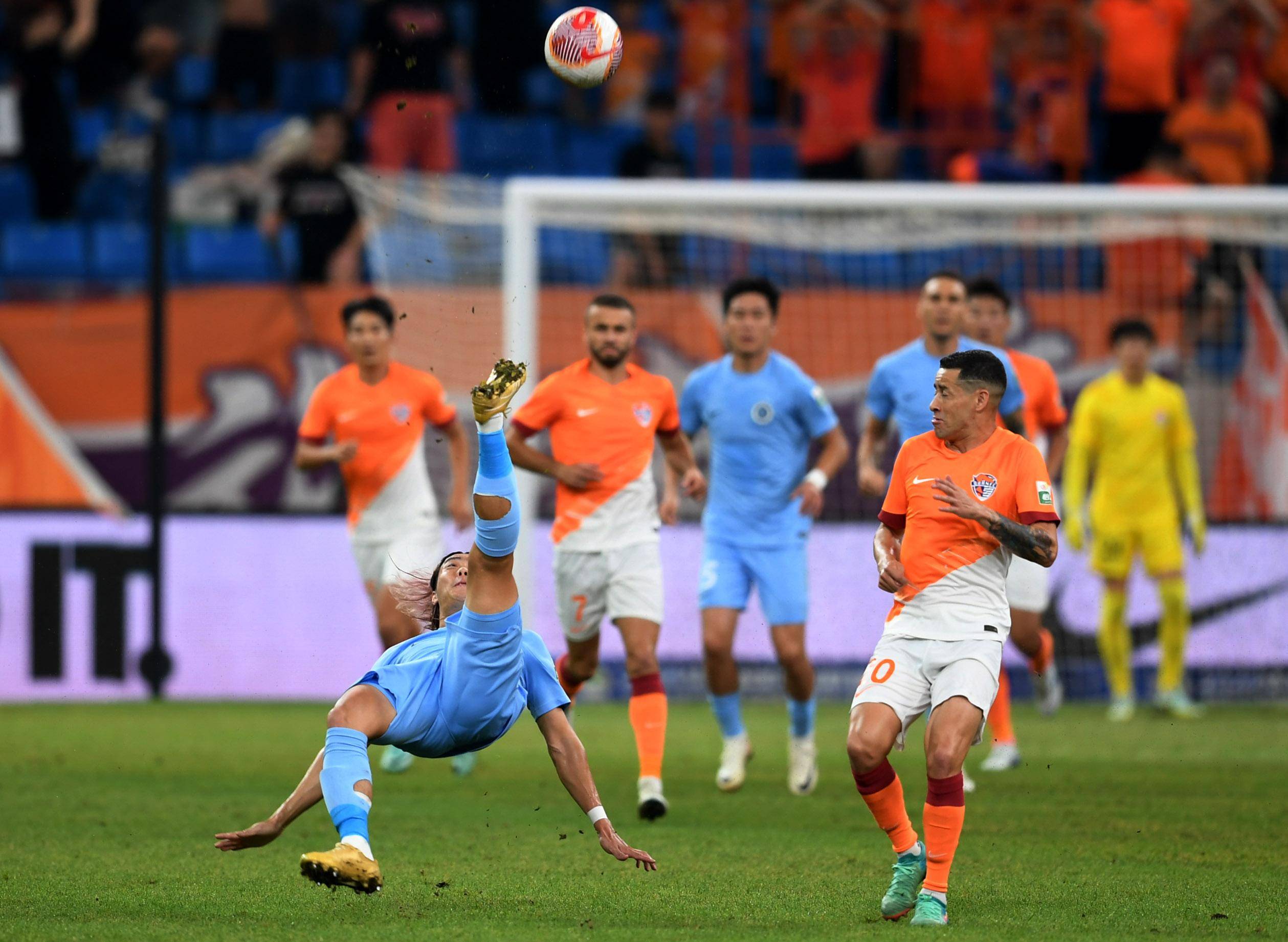 从各地汇聚 从各地汇聚